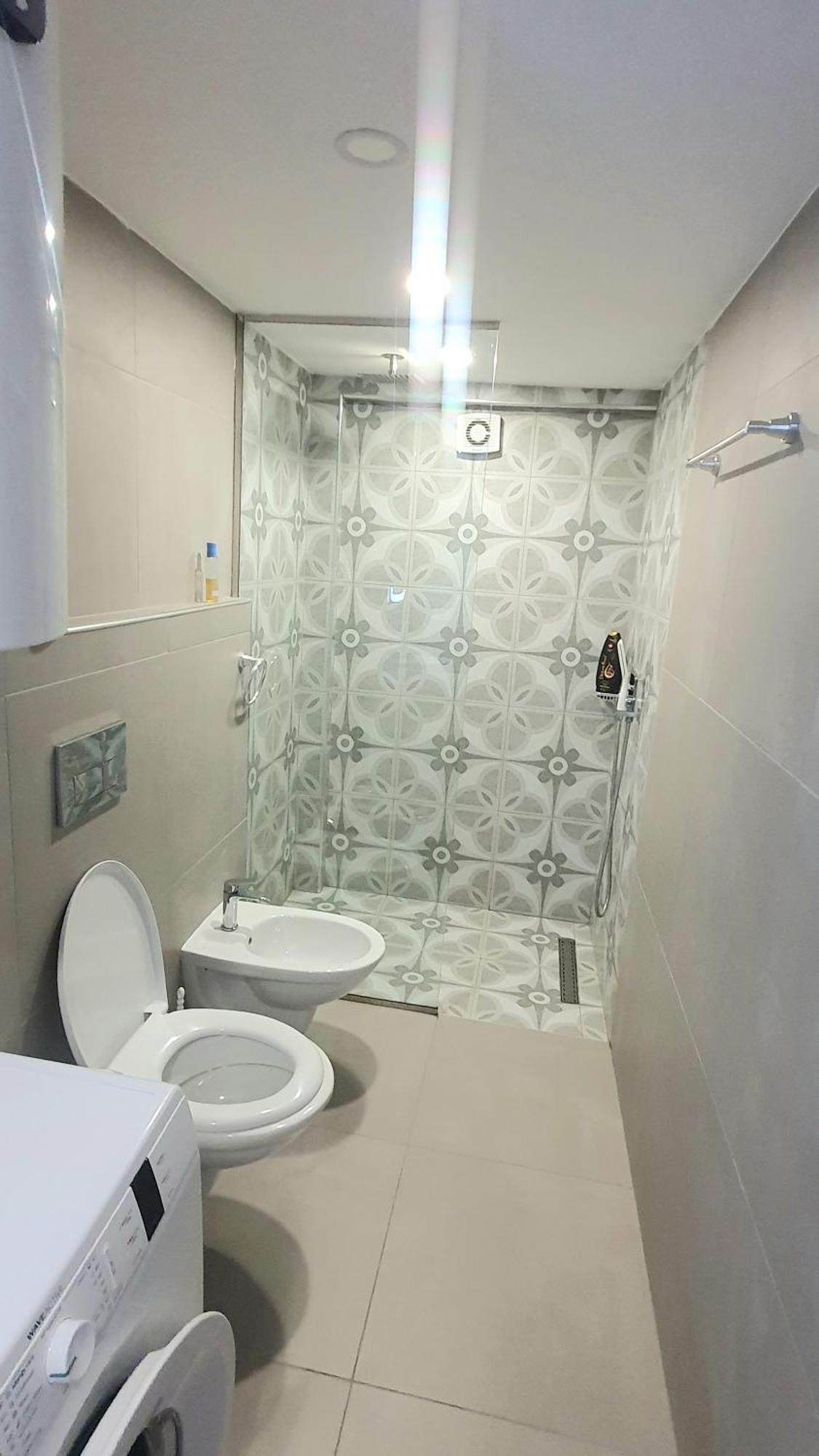 Apartament Me Qera Dublex Lungomare Vlorë Zimmer foto
